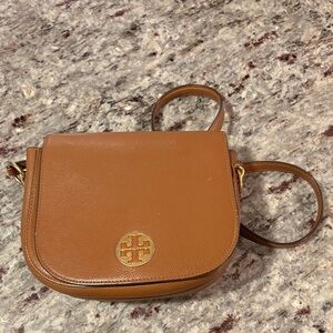 Tory Burch Everly Pebbled Leather Flap
Saddle Bag